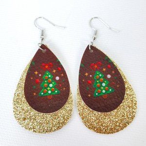 Holiday Sparkly Christmas Tree Lightweight Earrings